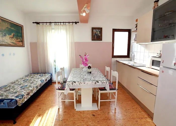 Apartments Irena