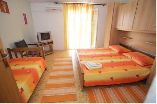 Apartment Irena Trogir